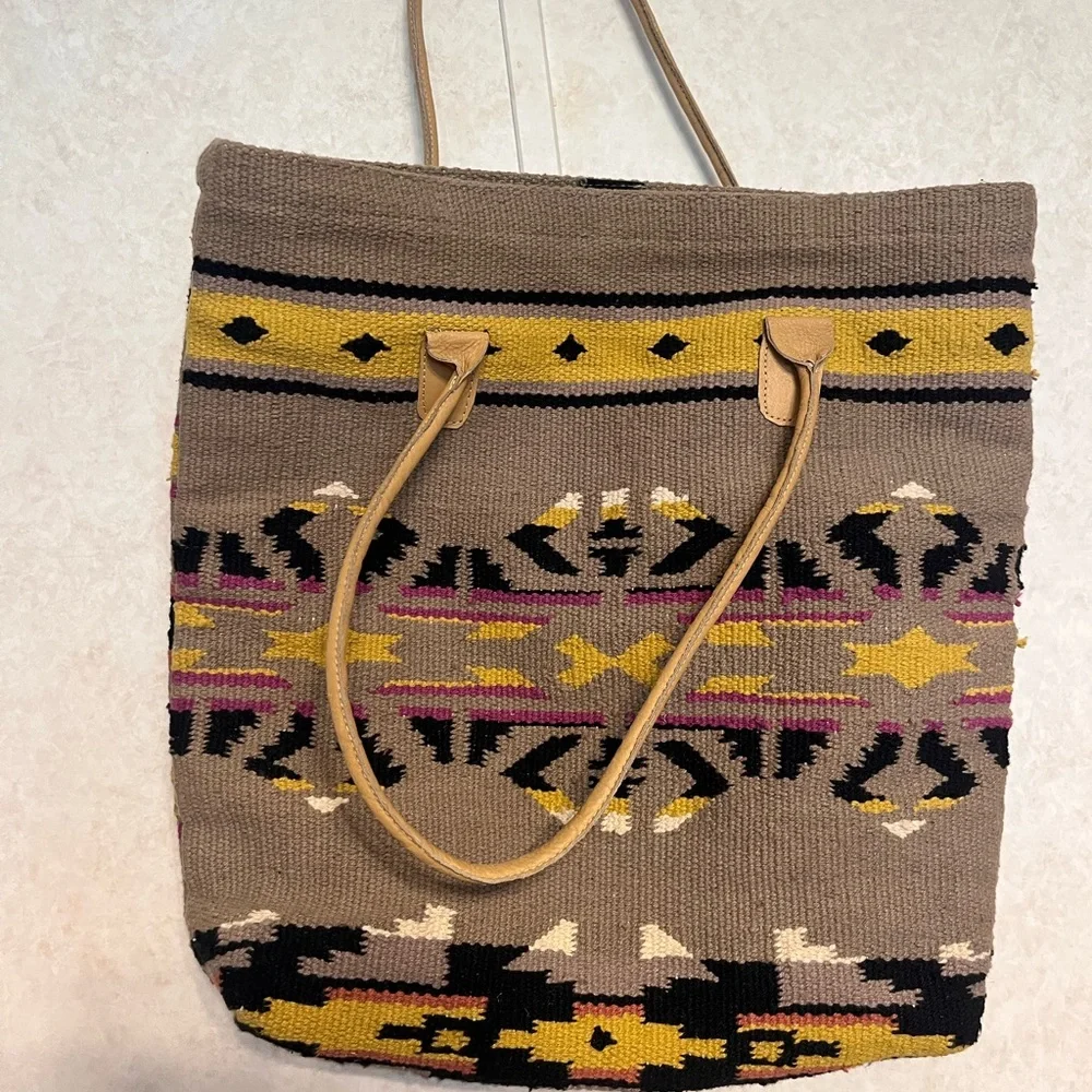 Ecote Taupe Handwoven Tote with Pink and Yellow‎ Pattern